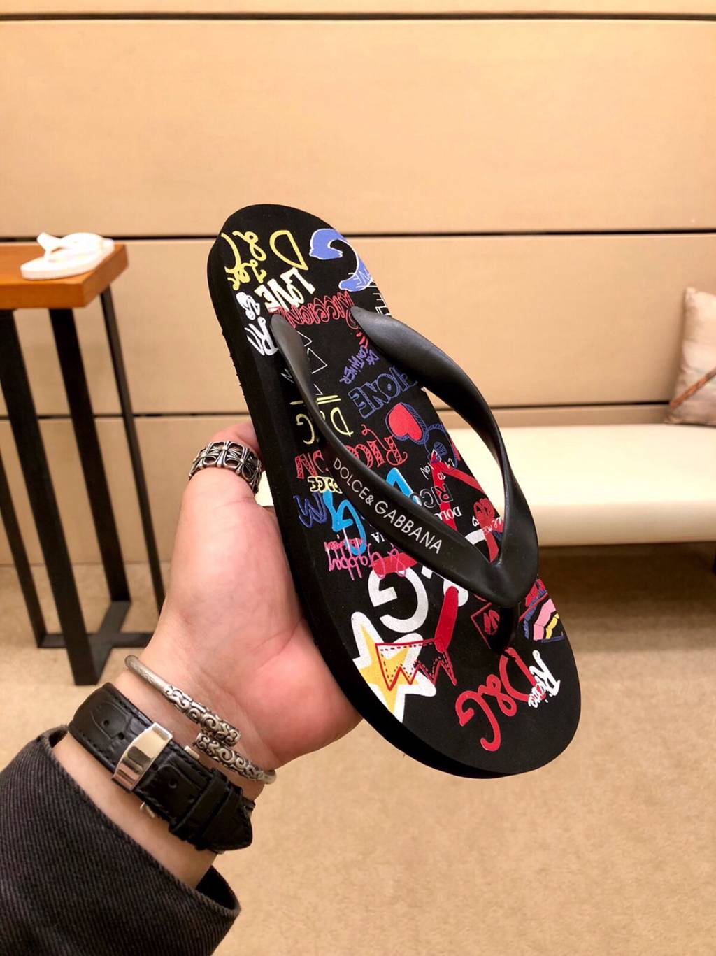 D*G slipper
